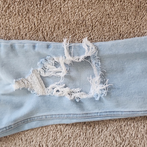 Skinny High Rise Jeans - Picture 7 of 12